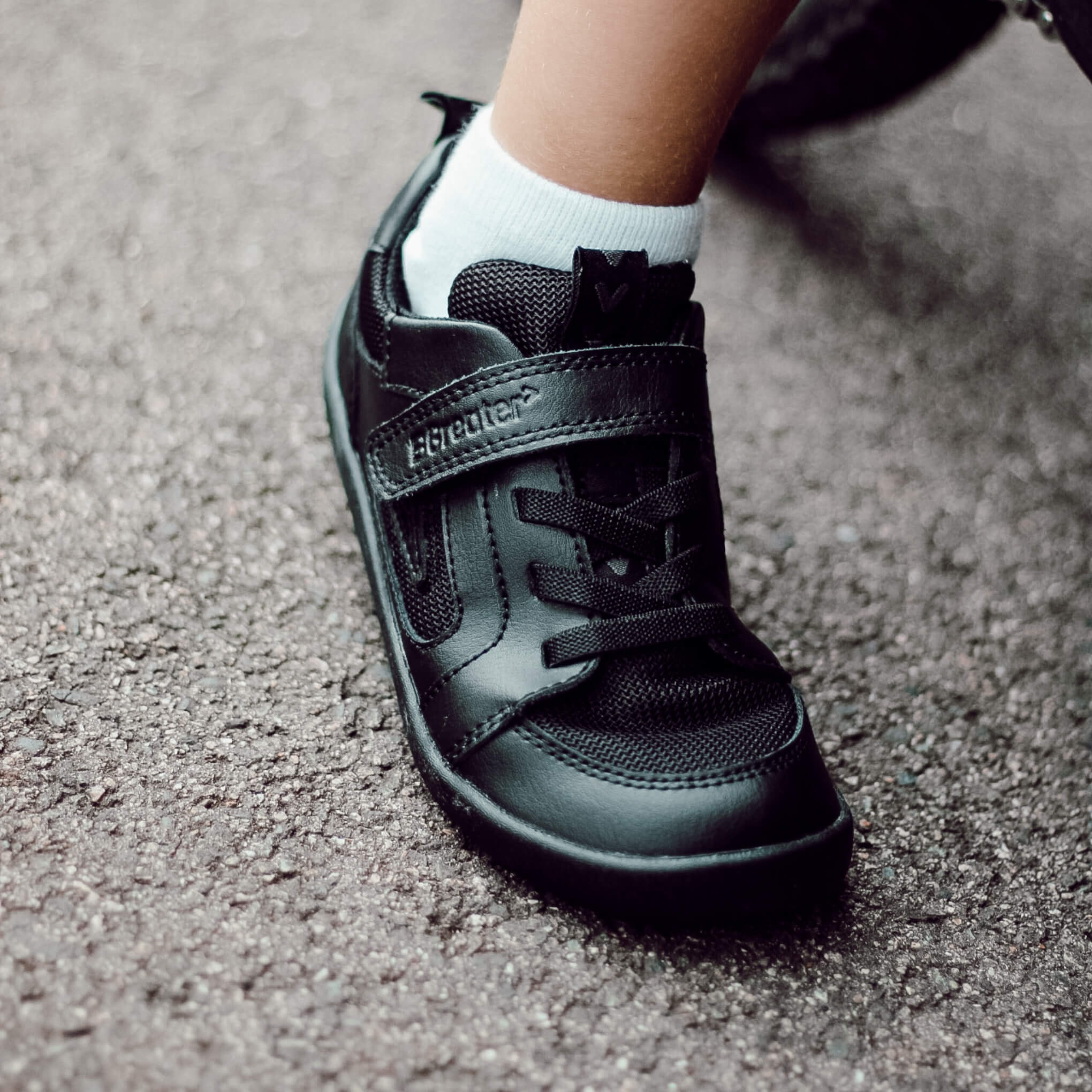 Levison - All Black - Image 3