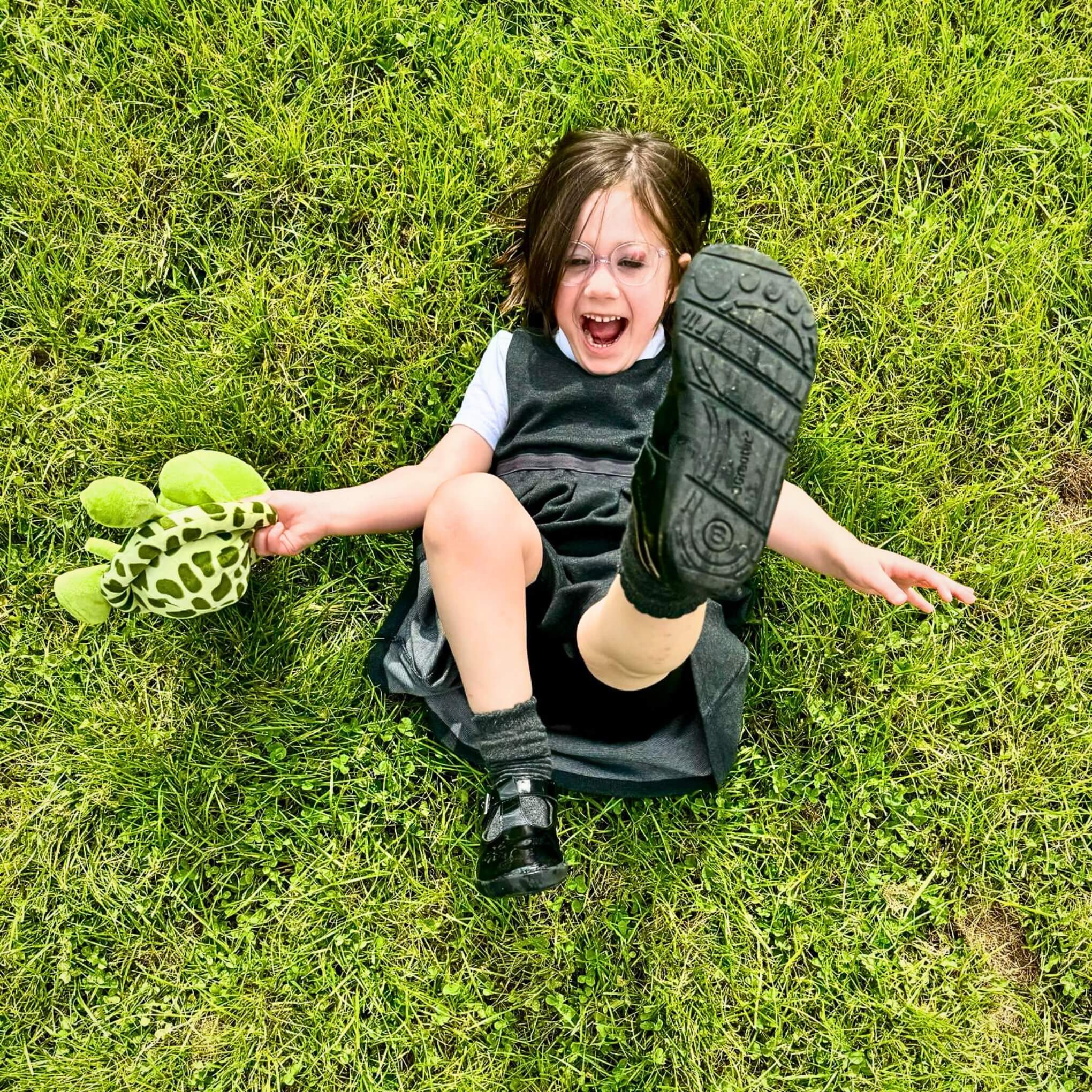 Marie - Patent Black - Image 3